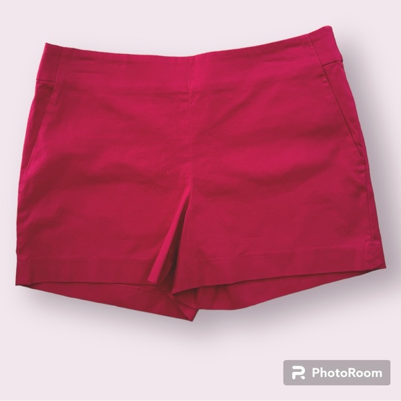 Banana Republic Pants - BANANA REPUBLIC 4” high waist Shorts Size 6 Dark Pink